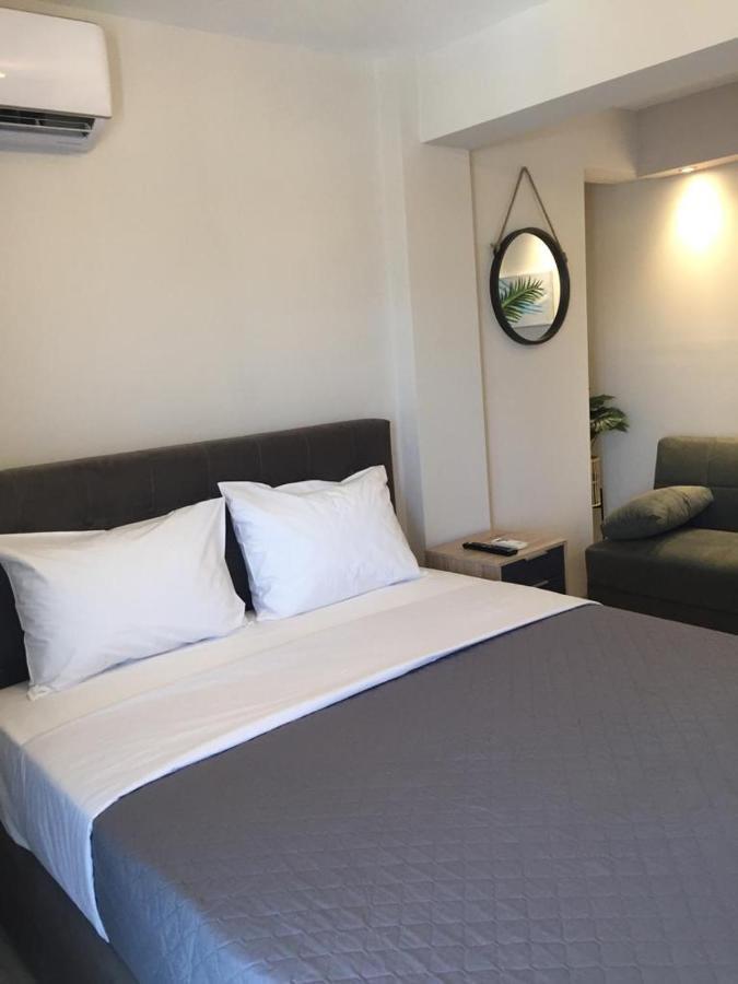 Thomas Studios & Apartments Paralia Esterno foto