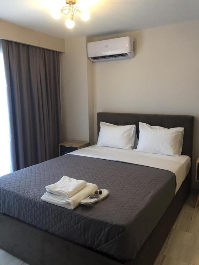 Thomas Studios & Apartments Paralia Esterno foto