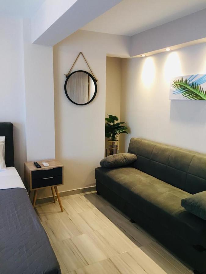 Thomas Studios & Apartments Paralia Esterno foto