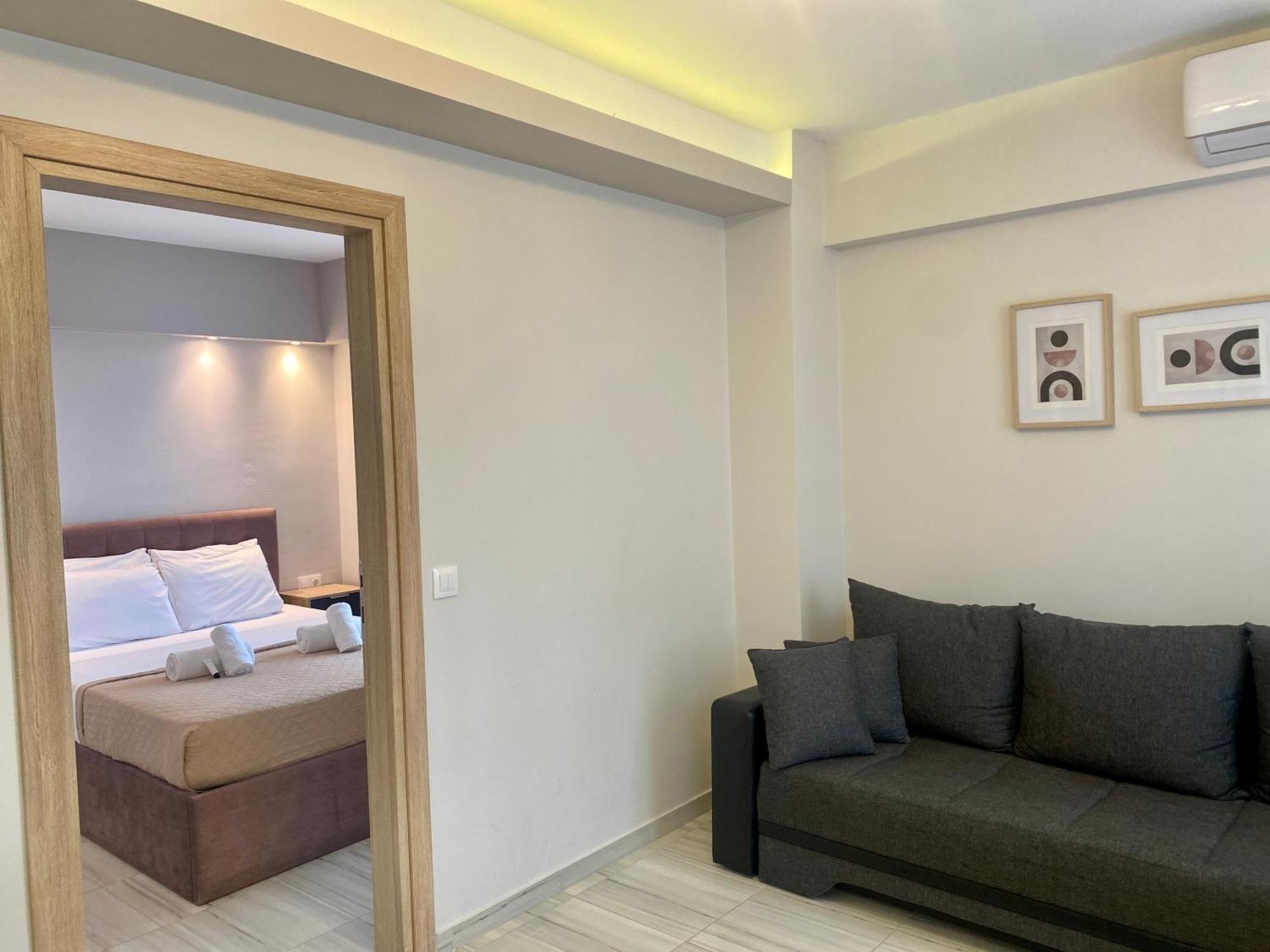 Thomas Studios & Apartments Paralia Esterno foto