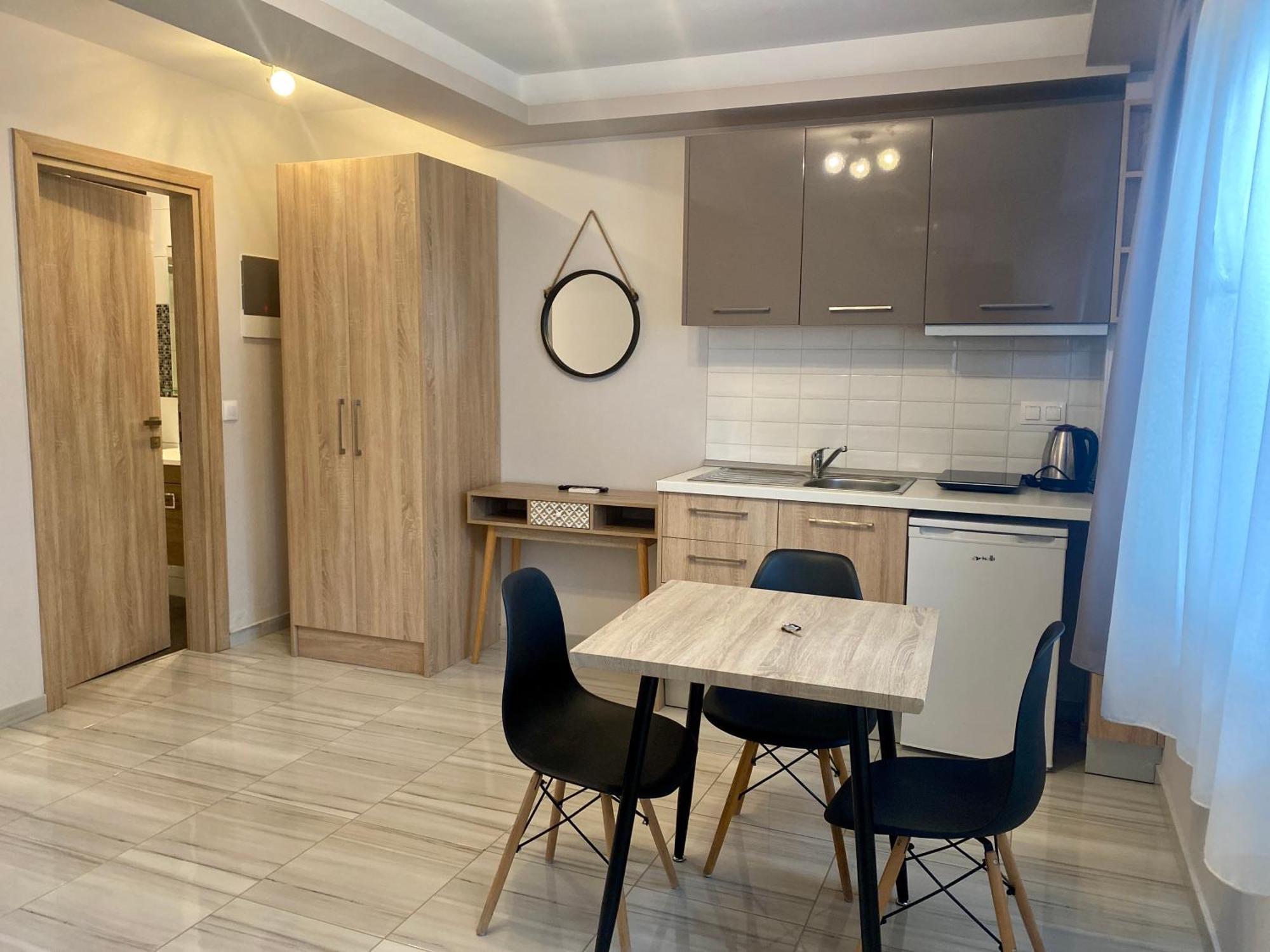 Thomas Studios & Apartments Paralia Esterno foto